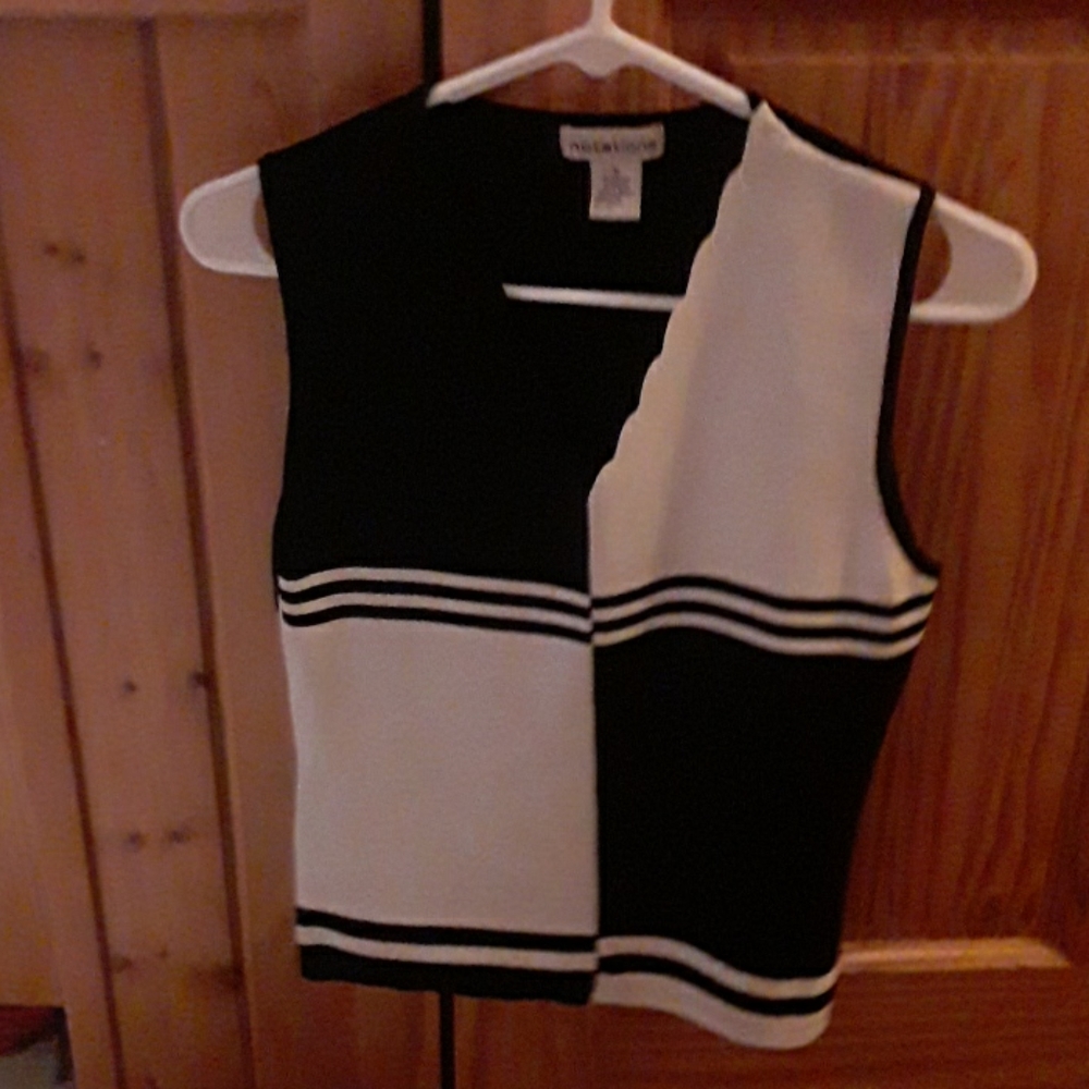 Shell knit Top - Picture 3 of 3